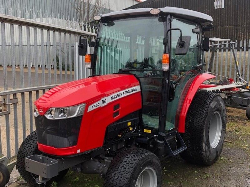 MASSEY FERGUSON - 1750M HC COMPACT TRACTOR - Image 1