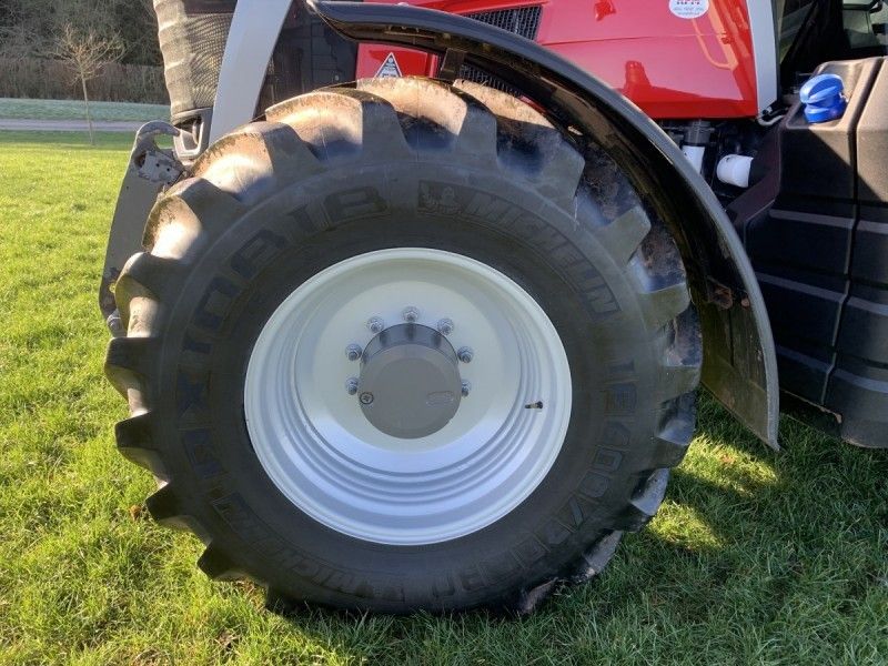 Massey Ferguson - 8S.265 EXD7 Tractor - Image 4