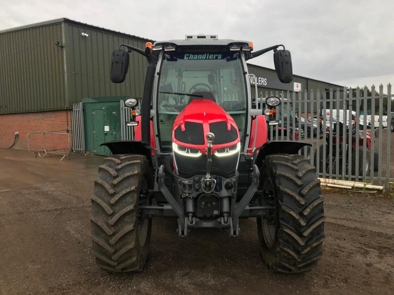 Massey Ferguson - 5S.125 EFD4 4WD TRACTOR - Image 2