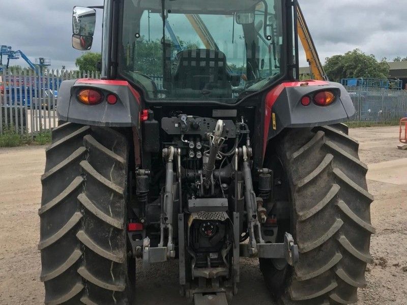 Massey Ferguson - 5709 Cab Essential Global - Image 4