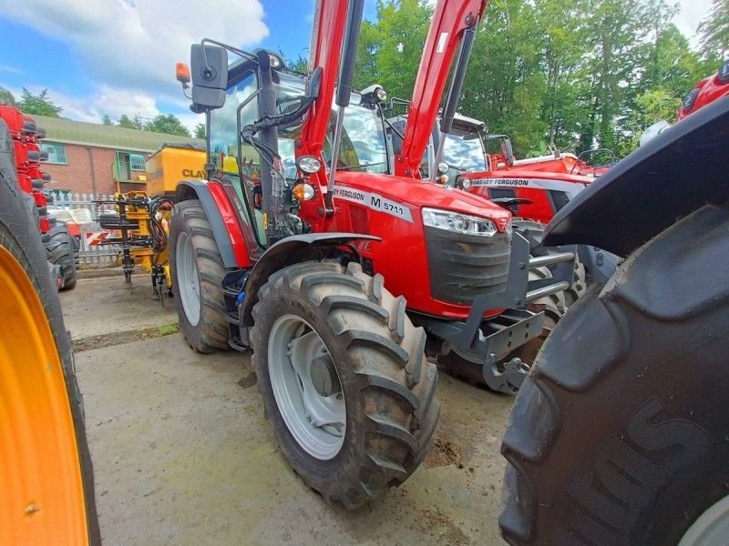 Massey Ferguson - 5711 AND MF3819 LOADER - Image 1