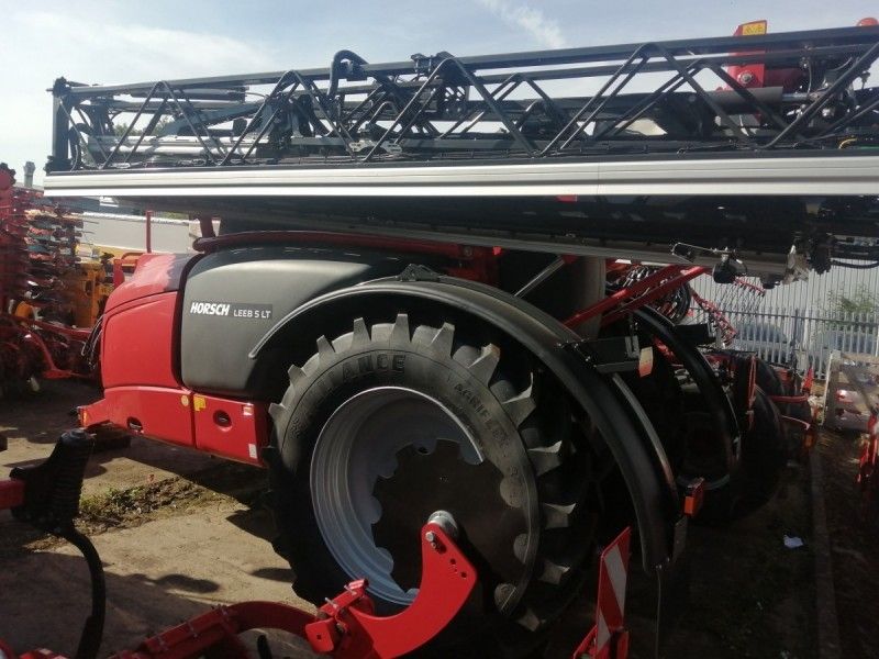 HORSCH - LEEB 5LT SPRAYER - Image 3