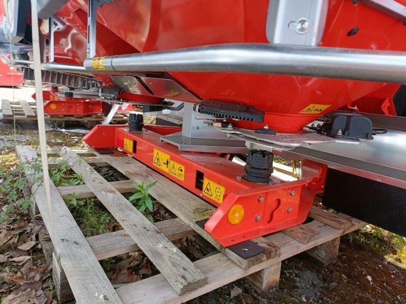 Kuhn - AXIS 40.2MEMCW SPREADER - Image 4