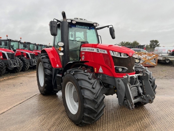 MASSEY FERGUSON - 7718S EFD6 4WD TRACTOR - Image 1