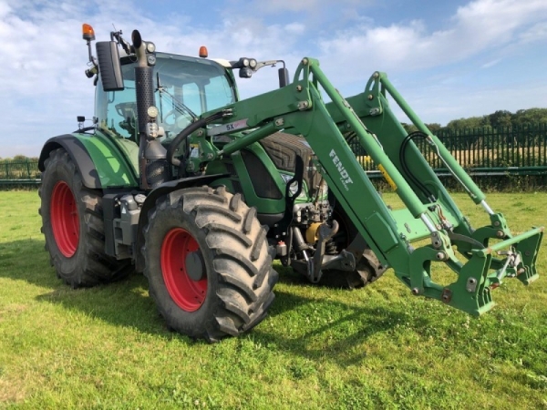 FENDT - 724 PROFIPLUS TRACTOR - Image 1