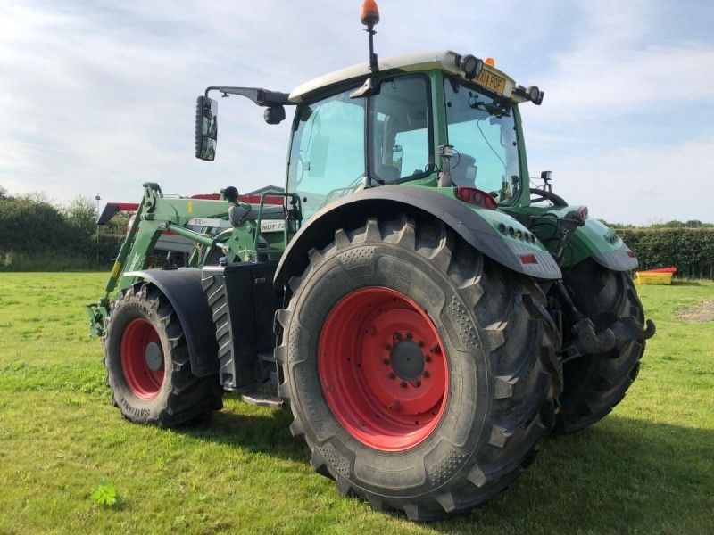 FENDT - 724 PROFIPLUS TRACTOR - Image 4