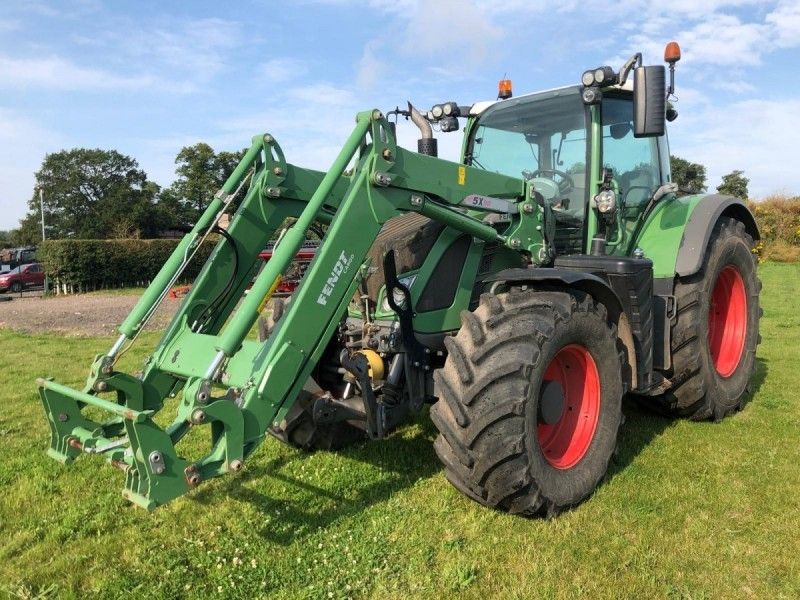 FENDT - 724 PROFIPLUS TRACTOR - Image 2