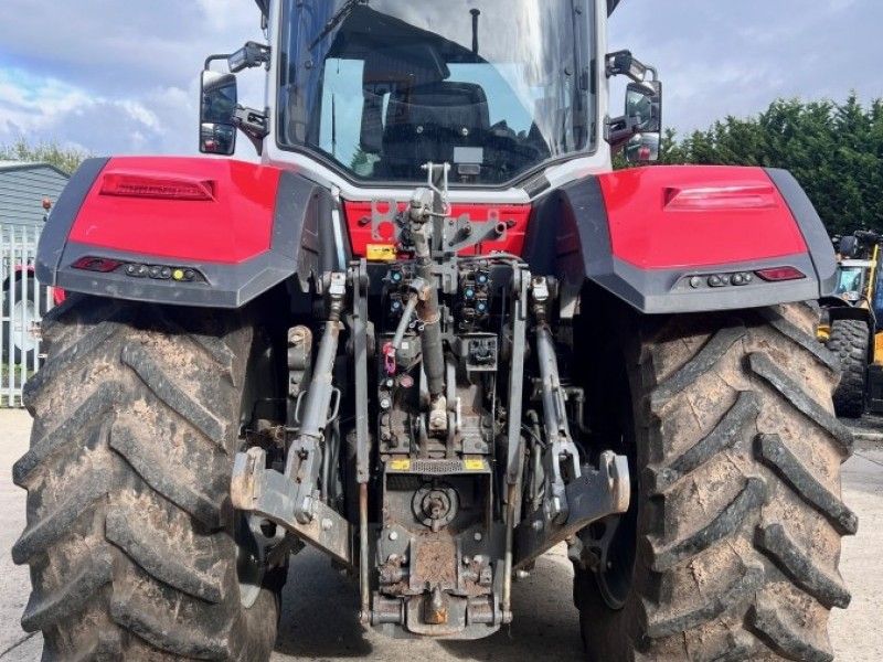 Massey Ferguson - 8S.265 EFDV TRACTOR - Image 6