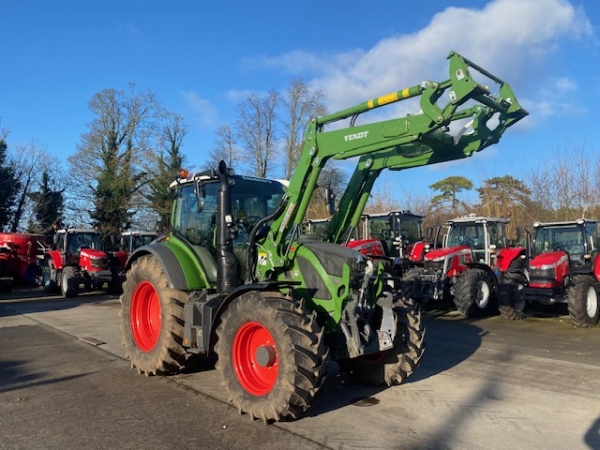 FENDT - 516 TRACTOR AND LOADER - Image 1