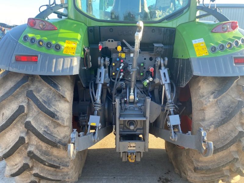 FENDT - 516 TRACTOR AND LOADER - Image 5