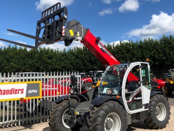 Massey Ferguson - TH.8043 Telehandler - Image 1