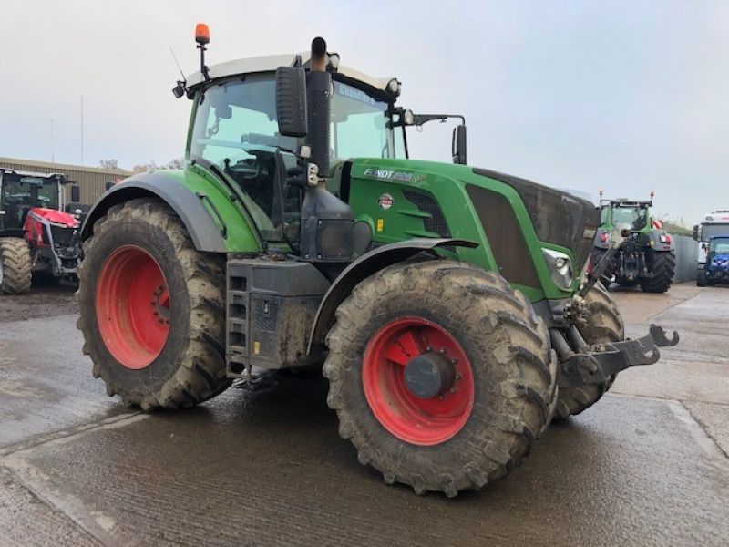 Fendt - 828 S4 Vario Profi Plus - Image 1