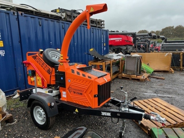 TIMBERWOLF - TW230HB WOODCHIPPER - Image 1