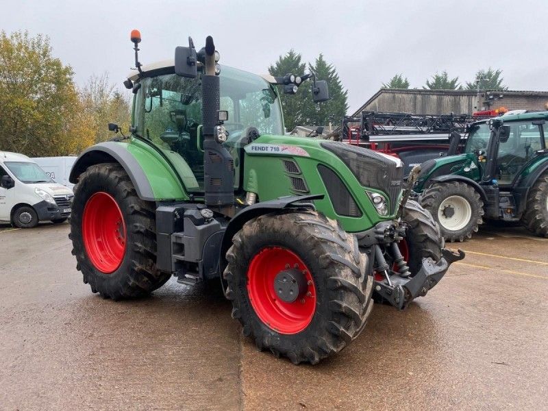 FENDT - 718 TRACTOR - Image 1