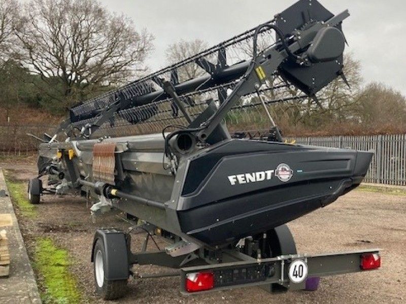 Fendt - 40 foot Superflow Header - Image 1