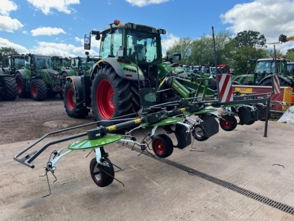 FENDT - LOTUS 770 TEDDER - Image 1