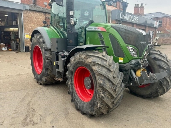 FENDT - 724 VARIO S4 PROFI PLUS - Image 1