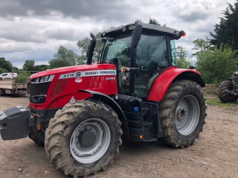 Massey Ferguson - 6716S EFD6 TRACTOR - Image 2