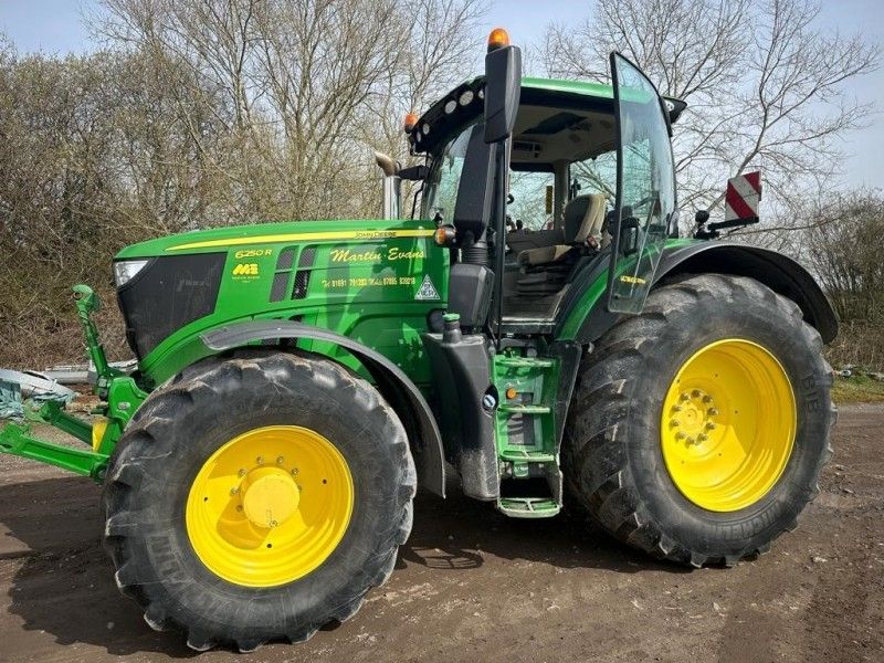 JOHN DEERE - 6250R ULTIMATE TRACTOR - Image 2