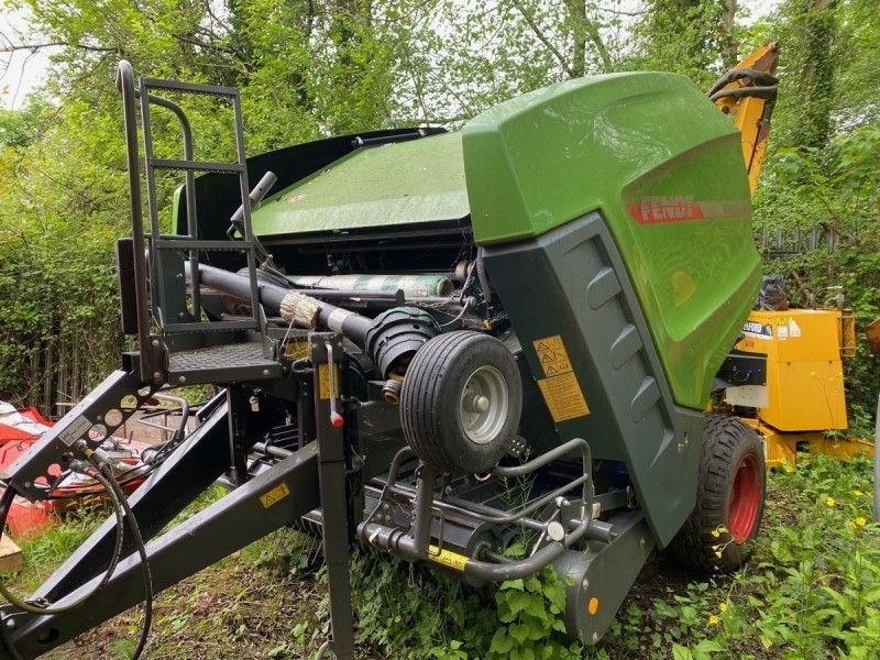 Fendt - Rotana 130F Round Baler - Image 2