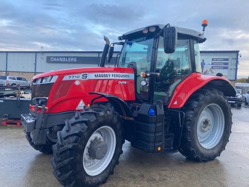 Massey Ferguson - 7718 ESD6 4WD Tractor - Image 2