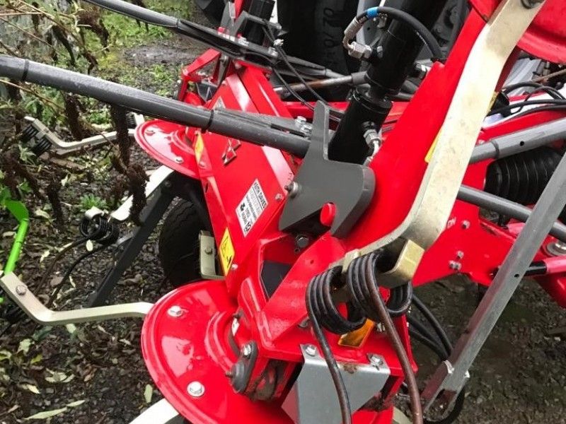 Massey Ferguson - TD868DN TEDDER - Image 2