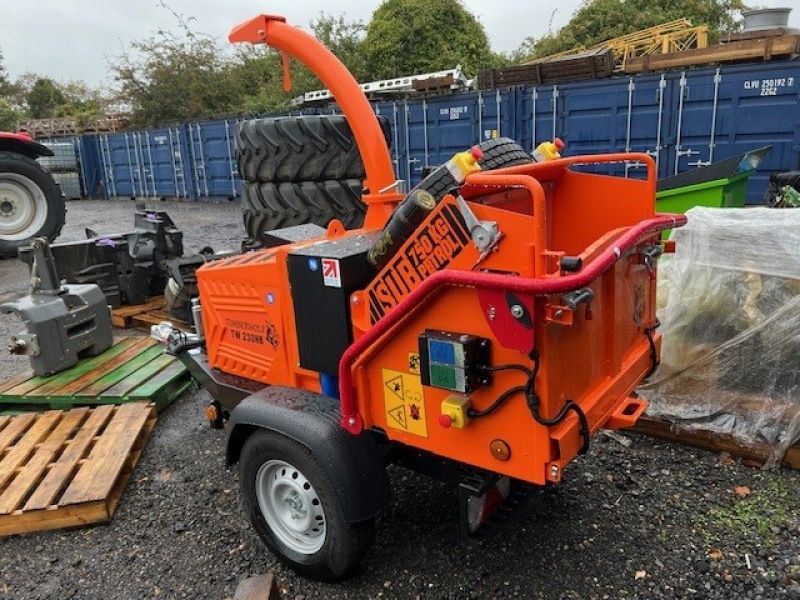 TIMBERWOLF - TW230HB WOODCHIPPER - Image 3