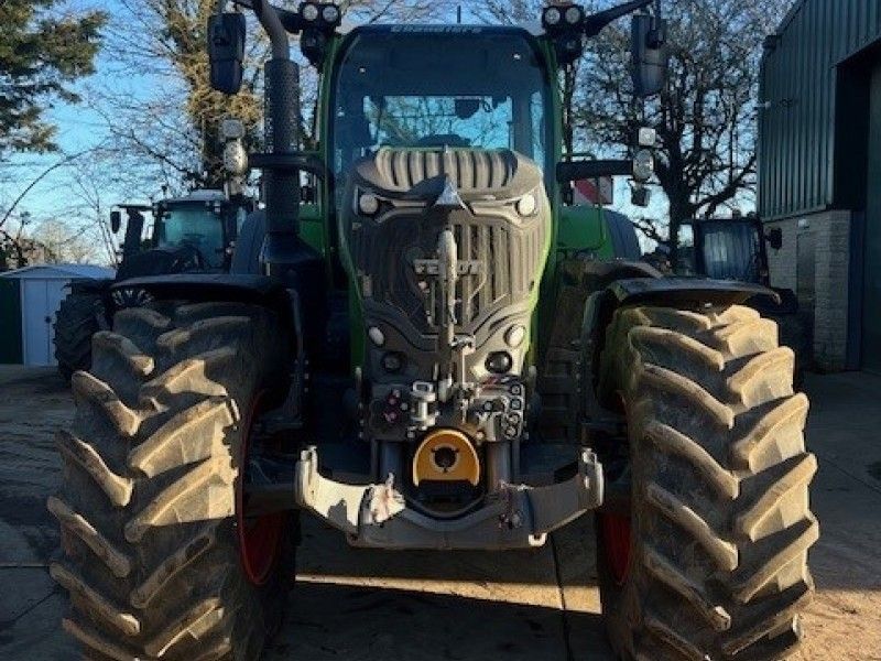 FENDT - 728 VARIO GEN 7 TRACTOR - Image 3