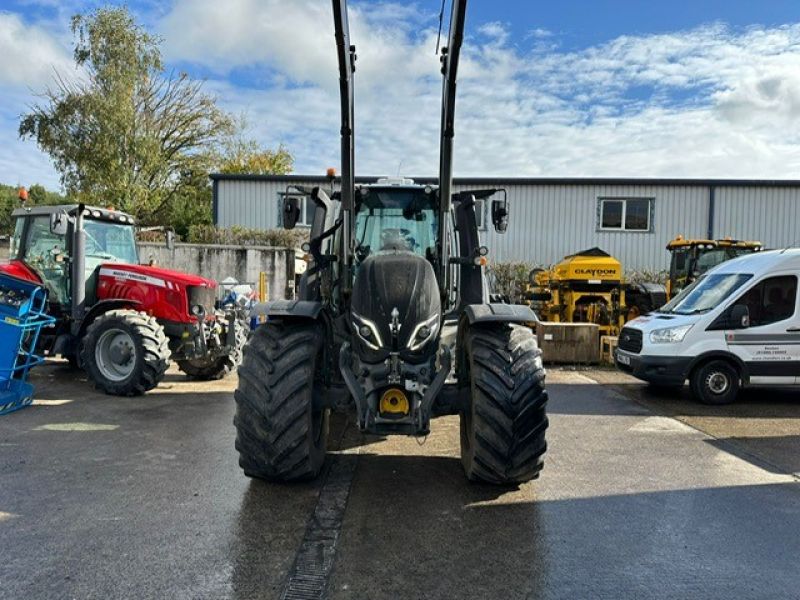 VALTRA - T235D 4WD TRACTOR - Image 3