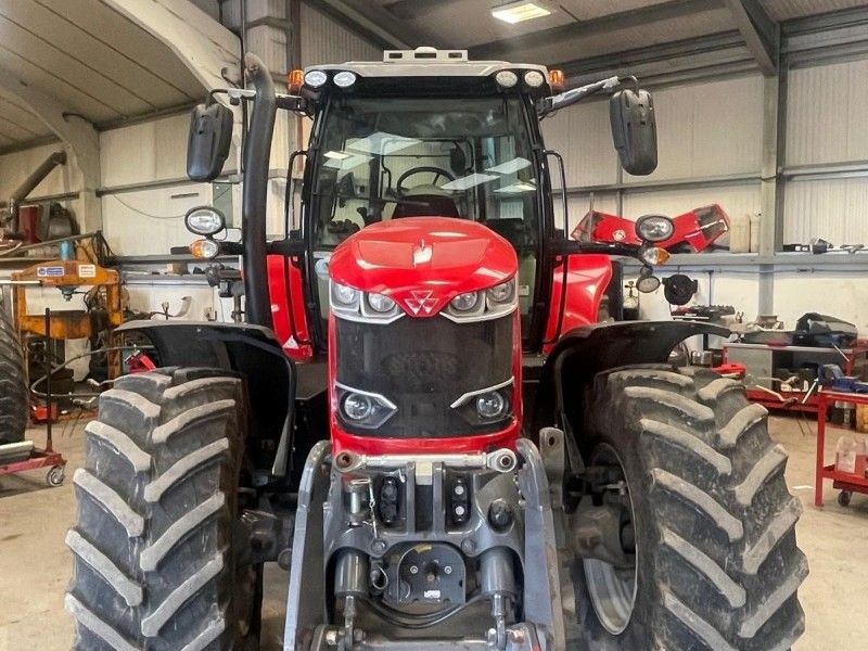 Massey Ferguson - 7718EX D6 4WD TRACTOR - Image 3