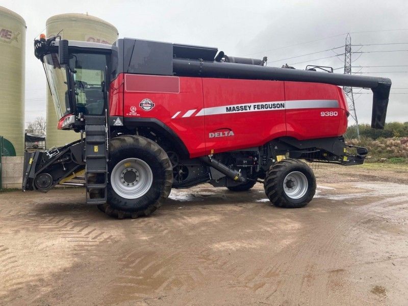 MASSEY FERGUSON - 9380 HYBRID COMBINE - Image 3