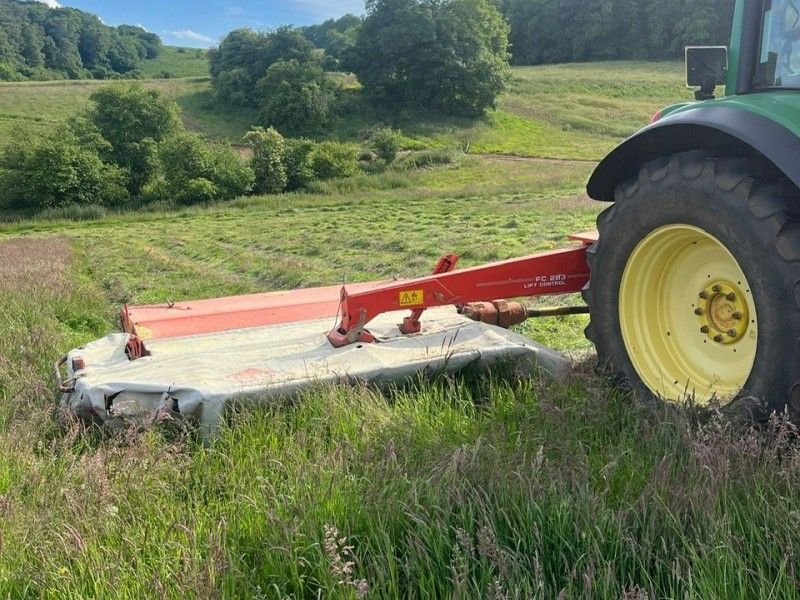 KUHN - 283 MOWER CONDITIONER - Image 3