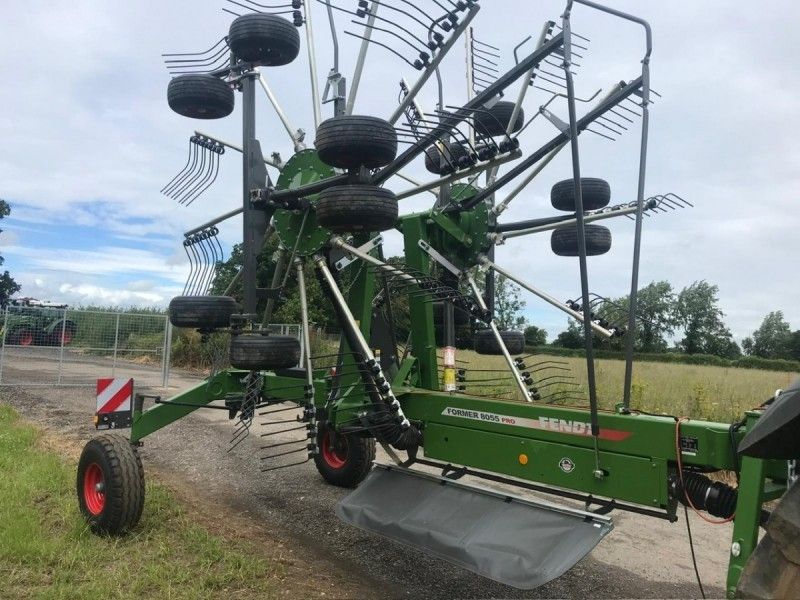 FENDT - FORMER 8055 PRO RAKE - Image 1