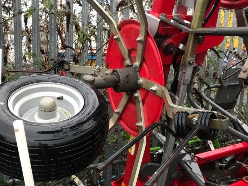 Massey Ferguson - TD868DN TEDDER - Image 3