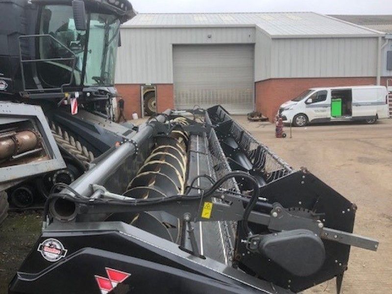 MASSEY FERGUSON - IDEAL 9T COMBINE - Image 5