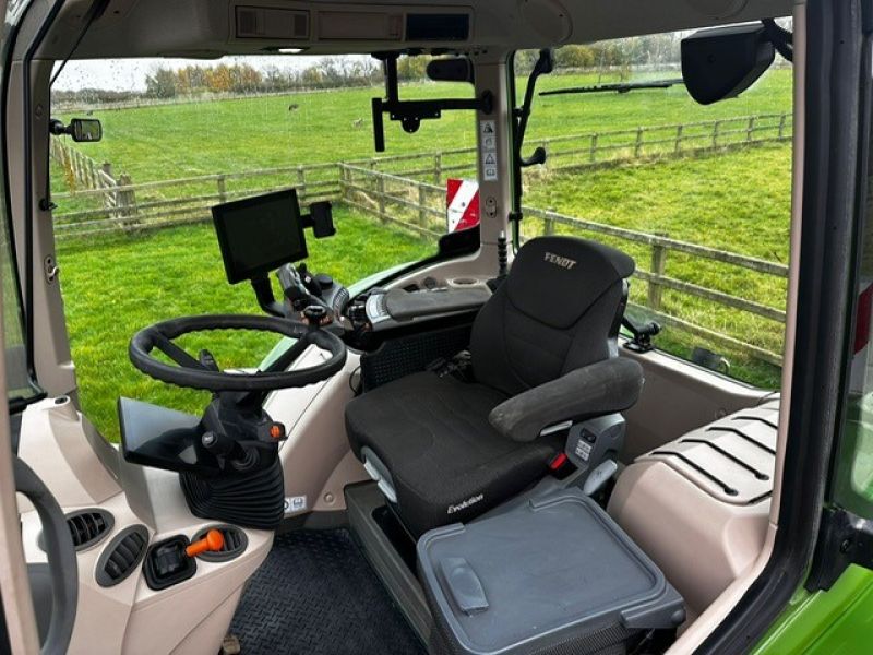 FENDT - 724 TRACTOR FX90 LOADER - Image 7