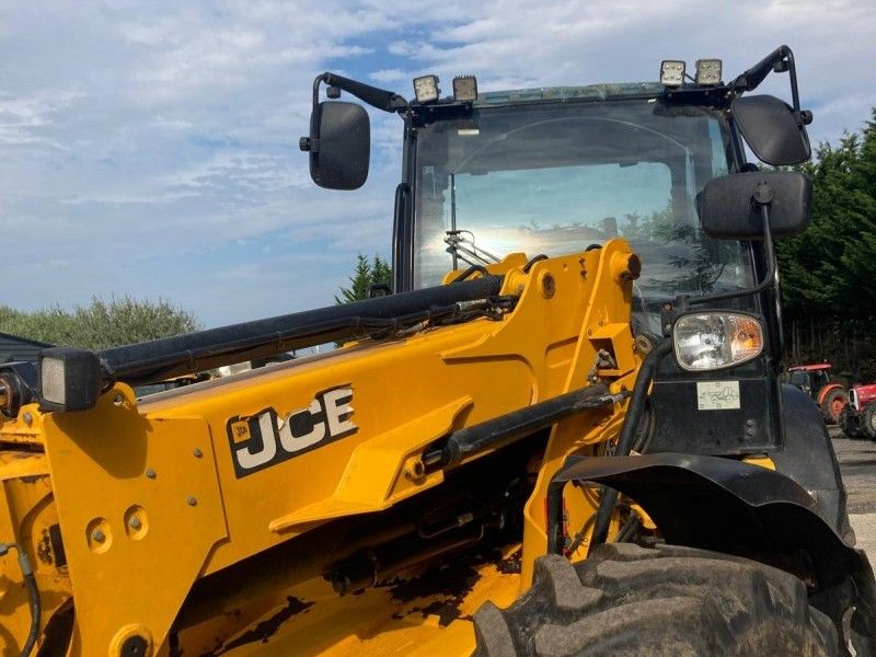 JCB - TM320S TELEHANDLER - Image 4