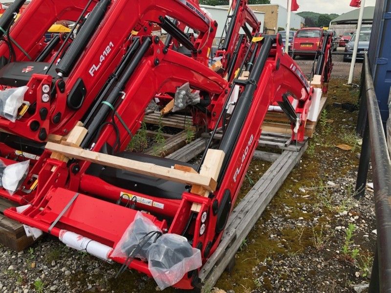 Massey Ferguson - FL4018 Loader Beam - Image 1