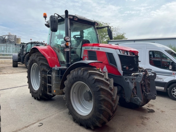 Massey Ferguson - 6S.155 EFD6 4WD Tractor - Image 1