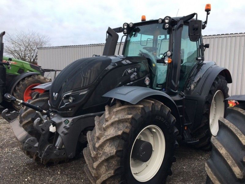 Valtra - T214V ST - Image 2