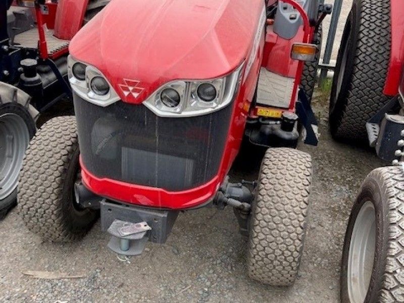 MASSEY FERGUSON - 1740M HP COMPACT TRACTOR - Image 3