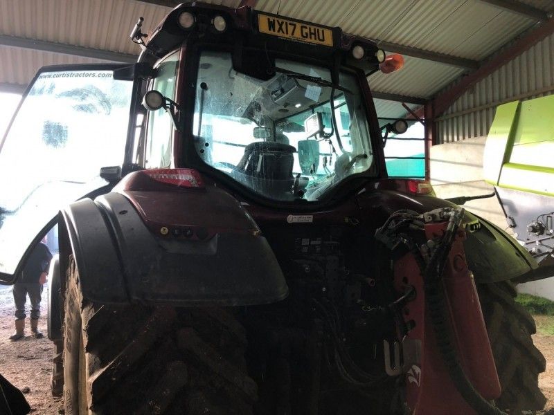 Valtra - T174 EA 4WD Tractor - Image 3