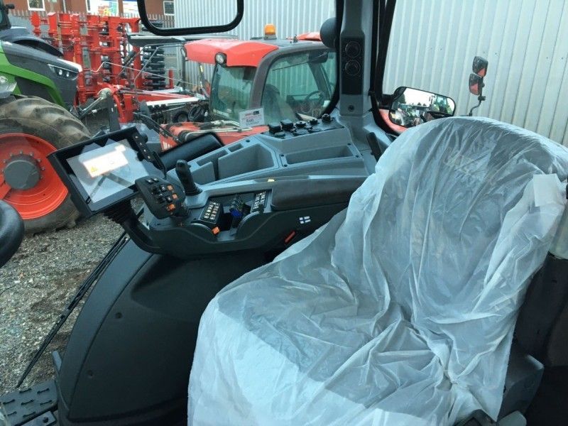 Valtra - T214V ST - Image 4